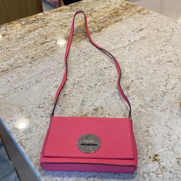 Kate spade crossbody - Picture 2 of 4